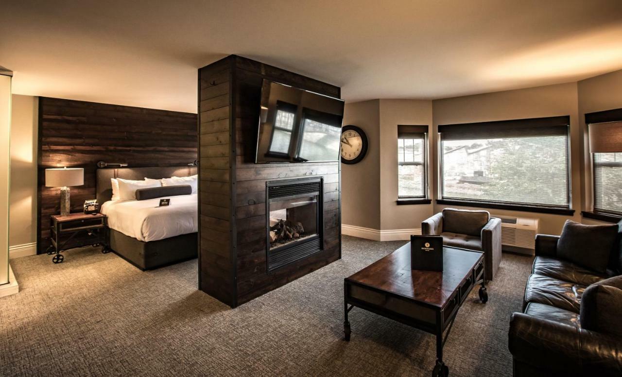 Ironworks Hotel 3*