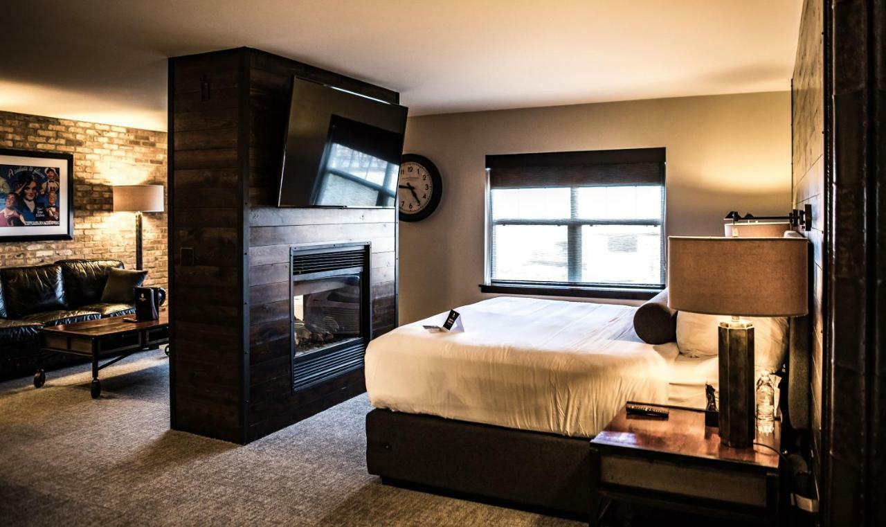 Ironworks Hotel 3*